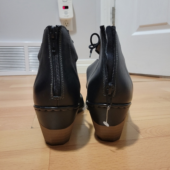 Rieker EU size 40 black heeled sandal - Picture 5 of 8